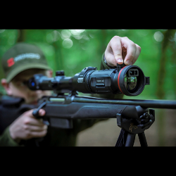 HIKMICRO THUNDER (CLIP-ON) TQ50CL 3.0 - Module de vision thermique avec télémètre laser + bague d'adaptation et convertisseur offerts !