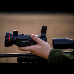 HIKMICRO THUNDER (CLIP-ON) TQ50CL 3.0 - Module de vision thermique avec télémètre laser + bague d'adaptation et convertisseur offerts !